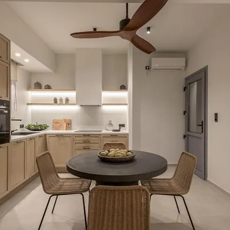 Magma Milos Apartman *